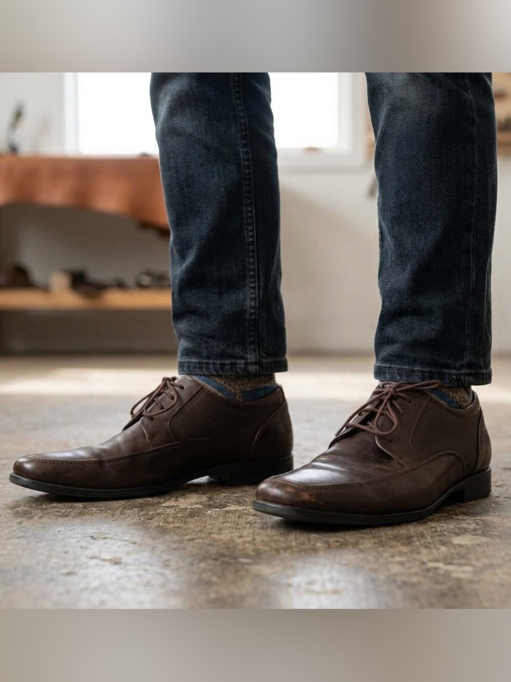 Classic Brown Leather Lace-Up Derby Shoes